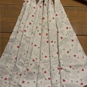 7- 54” Round Heart Patterned table clothes